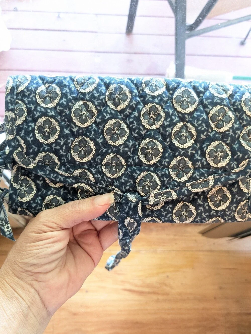 Vera Bradley Retired Indigo Cosmetic/Jewelry Travel Roll-up Bag